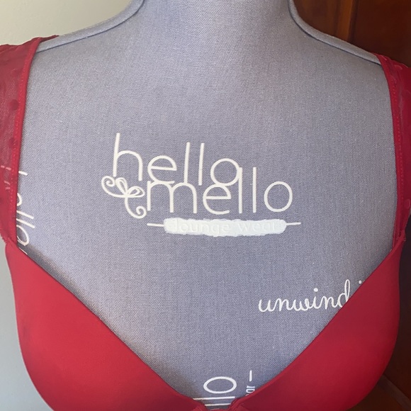 ❣️Victoria’s Secret racer back red padded plunge bra size 32DD ❣️ - Picture 7 of 9